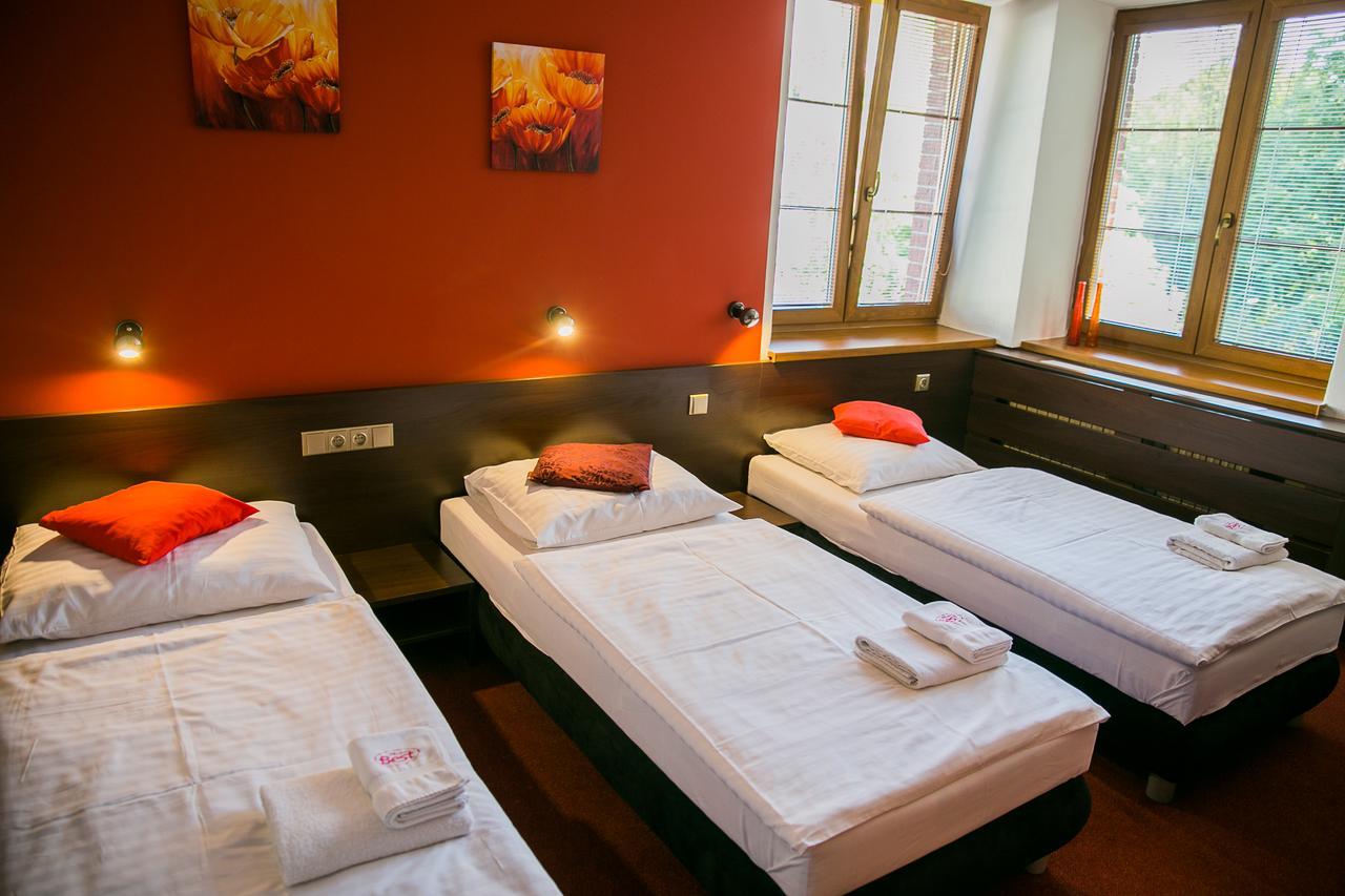 Hotel Best Ostrava Buitenkant foto